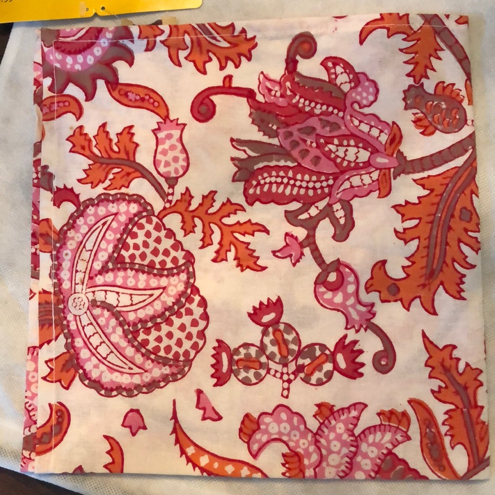 🐇1 of 6, Roberta Roller Rabbit Amanda Handmade Cotton Damask batik napkins